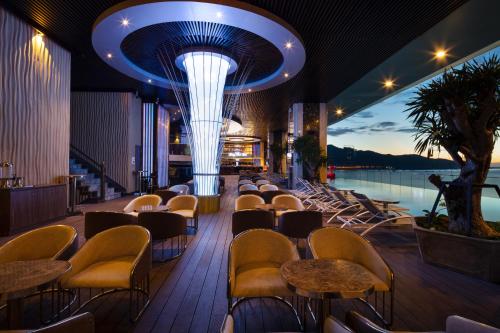 Bar/lounge, Nha Trang Horizon Hotel in Vĩnh Hòa Bar/lounge, Nha Trang Horizon Hotel in Vĩnh Hòa