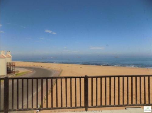 Balcony/terrace, Zee Sicht in Rand Rifles Balcony/terrace, Zee Sicht in Rand Rifles