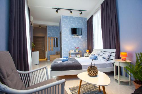 Shiny Avlabari Apartment