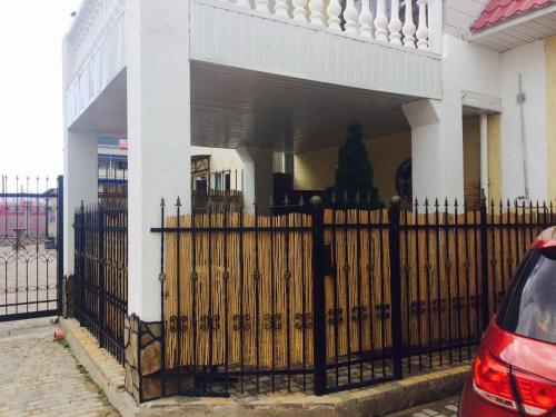 Апартаменты на берегу моря 2х эт каменныи дом с удобствами in Gribovka Апартаменты на берегу моря 2х эт каменныи дом с удобствами in Gribovka