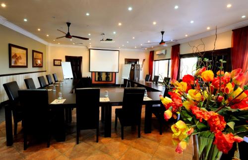 Business center, Aquanzi Lodge in Lanseria Business center, Aquanzi Lodge in Lanseria