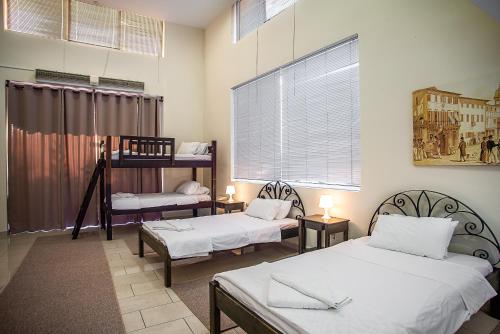 Hôtel Urban Living City Hostel/ Private Rooms