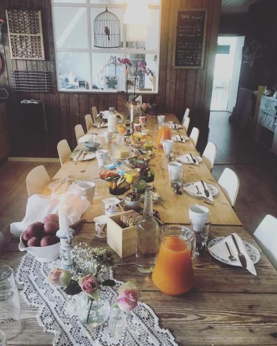 Food and beverages, SAGA, unikt badehotell med 5 rom, sauna og badebrygge - Inderøy in Levanger Food and beverages, SAGA, unikt badehotell med 5 rom, sauna og badebrygge - Inderøy in Levanger