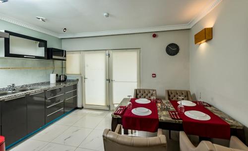 Red Mango Hotel and Apartments in Takoradi Red Mango Hotel and Apartments in Takoradi