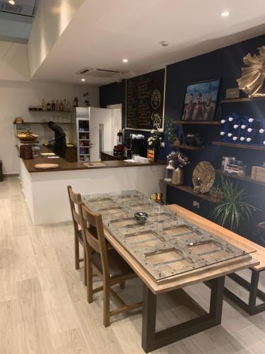 Food and beverages, Accra Luxury Apartments in Accra Food and beverages, Accra Luxury Apartments in Accra