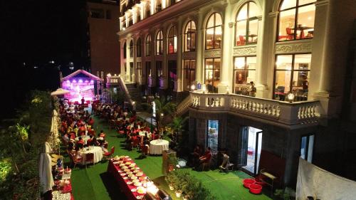 Juhlatila, Phoenix Hotel in Ha Giang Juhlatila, Phoenix Hotel in Ha Giang