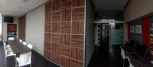 Darījumu centrs, Hotel Block Suites in Mehiko Darījumu centrs, Hotel Block Suites in Mehiko
