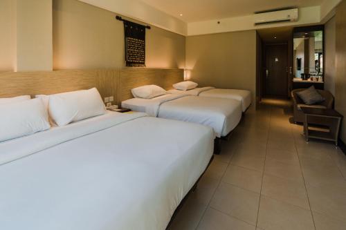 Guestroom, Bintang Flores Hotel in Labuan Bajo Guestroom, Bintang Flores Hotel in Labuan Bajo