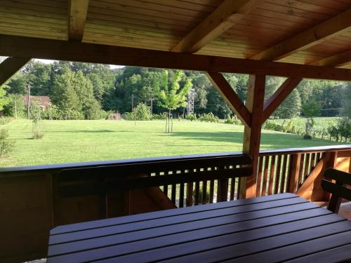 Brunarica Lorentia in Bizeljsko Brunarica Lorentia in Bizeljsko