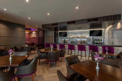 Pub/Ruang Rehat, Athlone Springs Hotel in Athlone Pub/Ruang Rehat, Athlone Springs Hotel in Athlone