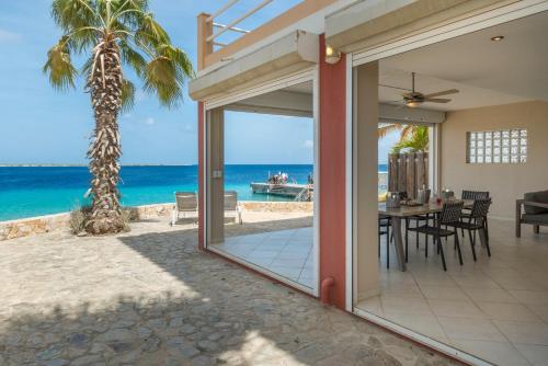 Oceanfront Deluxe Apartment Blue Marlin at Den Laman in Hato Oceanfront Deluxe Apartment Blue Marlin at Den Laman in Hato