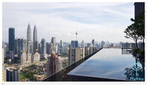 Swimming pool, Expressionz Professional Suites by MyKey Global in Kuala Lumpur City Centre Swimming pool, Expressionz Professional Suites by MyKey Global in Kuala Lumpur City Centre