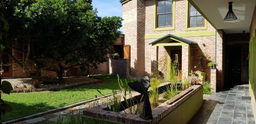 Garden, Port Del Mar Guesthouse in Hermanus Garden, Port Del Mar Guesthouse in Hermanus