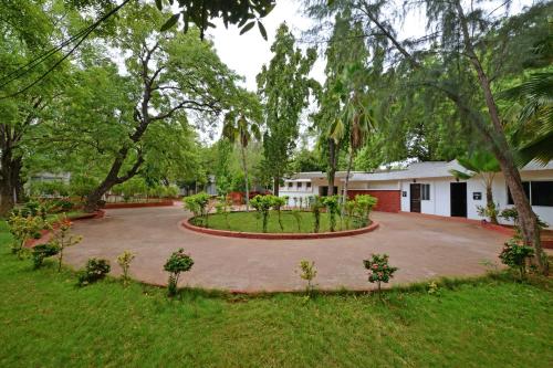 花園, 蒂魯吉拉帕利SRM酒店 (SRM Hotel - Tiruchirappalli) in 蒂魯吉拉帕利 花園, 蒂魯吉拉帕利SRM酒店 (SRM Hotel - Tiruchirappalli) in 蒂魯吉拉帕利