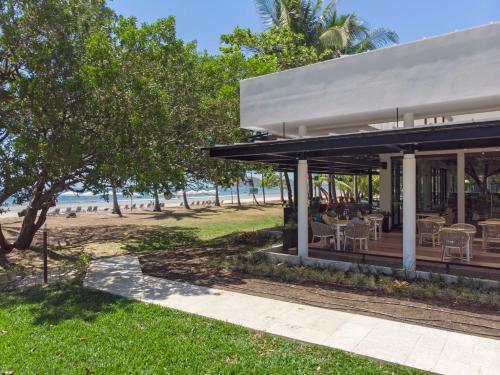 Azura Beach Resort - All Inclusive - Adults Only in סמארה Azura Beach Resort - All Inclusive - Adults Only in סמארה