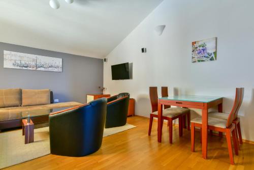 Apartments Srzentic in Petrovac Apartments Srzentic in Petrovac