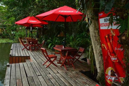 Hotel Kangaroo y Restaurante in Rio Dulce Hotel Kangaroo y Restaurante in Rio Dulce