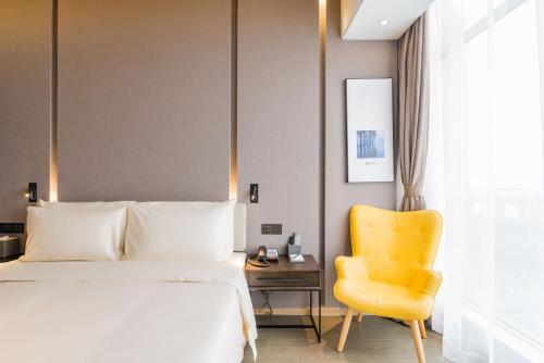 This photo about Atour Hotel Ningbo High-tech Zone Jiangnan Road shared on HyHotel.com