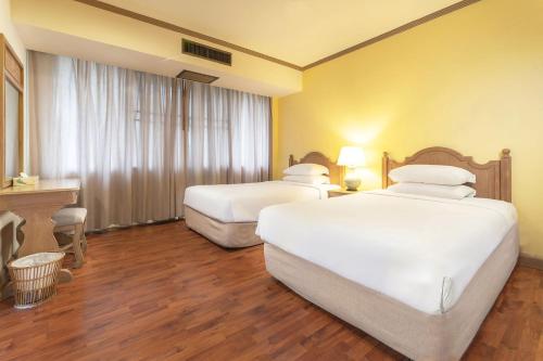 Regent – Chalet, Hua Hin (SHA Plus+) in Cha Am Beachfront Regent – Chalet, Hua Hin (SHA Plus+) in Cha Am Beachfront