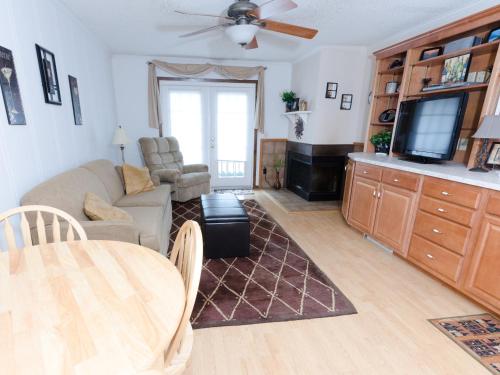 在meiguo.com看到的雪顶酒店的介绍图片