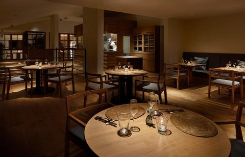 Restaurant, the rescape in Miyakojima Restaurant, the rescape in Miyakojima