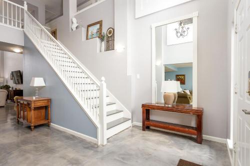 Symphony Home near Fort Worth Stockyard, Globe Life, AT&T by HomeStayPros in ฟอสซิล ครีก Symphony Home near Fort Worth Stockyard, Globe Life, AT&T by HomeStayPros in ฟอสซิล ครีก