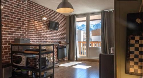 This photo about La Roche Blanche shared on HyHotel.com