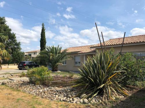 Guesthouse proche bordeaux in Eysines Guesthouse proche bordeaux in Eysines