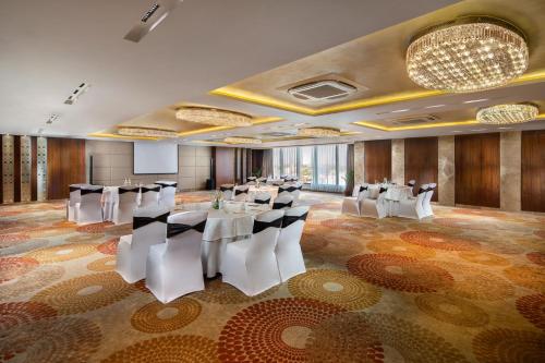 ニルヴァナ サロバル ポルティコ ゴラクプル (Nirvana Sarovar Portico Gorakhpur) in ゴーラクプル ニルヴァナ サロバル ポルティコ ゴラクプル (Nirvana Sarovar Portico Gorakhpur) in ゴーラクプル