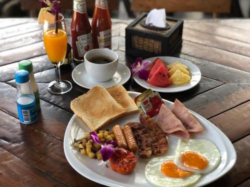 Food and beverages, Samui Mermaid Hotel in Koh Samui Food and beverages, Samui Mermaid Hotel in Koh Samui