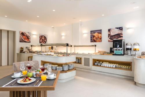 مطعم, Strogili Hotel - Adults Only in كاماري مطعم, Strogili Hotel - Adults Only in كاماري