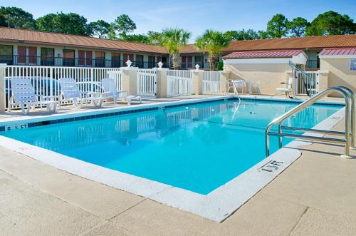 Facilities, Rodeway Inn Panama City in Panama City (FL) Facilities, Rodeway Inn Panama City in Panama City (FL)