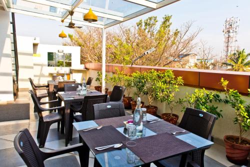 Restaurant, X by bloom l Indiranagar near Max Muller Bhavan Restaurant, X by bloom l Indiranagar near Max Muller Bhavan