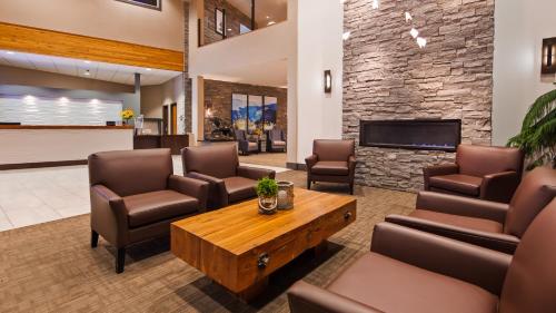 Lobby, Best Western Plus Revelstoke in Revelstoke (BC) Lobby, Best Western Plus Revelstoke in Revelstoke (BC)