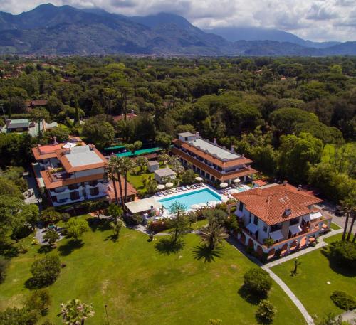 Vista exterior, California Park Hotel in Forte Dei Marmi Vista exterior, California Park Hotel in Forte Dei Marmi