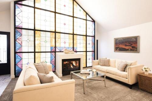 在meiguo.com看到的Amira Vacation Rentals的介绍图片