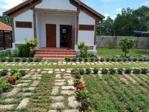 CocoPalm Villa near Beach - Palm Room in Phuoc Hai Beach CocoPalm Villa near Beach - Palm Room in Phuoc Hai Beach