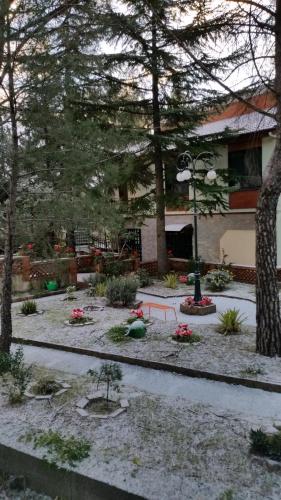 Kert, Villa Morgante B&B in Pedara Kert, Villa Morgante B&B in Pedara