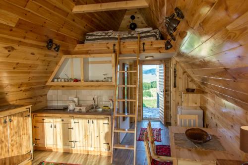 Etno selo Smrčevo brdo (Etno selo Smrcevo brdo) in Pošćenski Kraj Etno selo Smrčevo brdo (Etno selo Smrcevo brdo) in Pošćenski Kraj