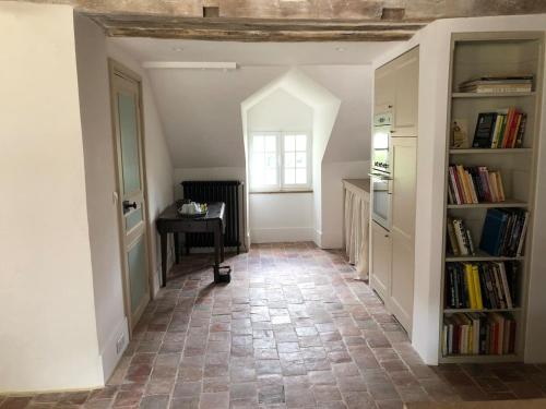 Orangerie du chateau de Quemigny sur Seine in Saint-Marc-Sur-Seine Orangerie du chateau de Quemigny sur Seine in Saint-Marc-Sur-Seine