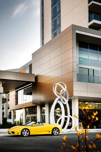 Entrance, Fraser Suites Perth in Perth Entrance, Fraser Suites Perth in Perth