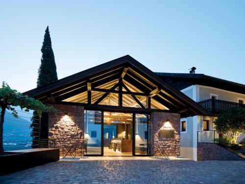 Facilities, Pratenberg Wine Lodge in Meran Facilities, Pratenberg Wine Lodge in Meran