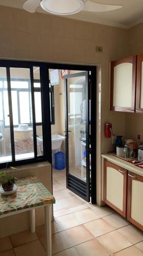 Apto Guarujá de frente para o mar - Praia Astúrias (Apto Guaruja de frente para o mar - Praia Asturias) in Vila Luis Antonio Apto Guarujá de frente para o mar - Praia Astúrias (Apto Guaruja de frente para o mar - Praia Asturias) in Vila Luis Antonio