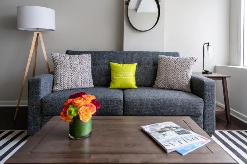 Stay Alfred at The Mayflower
Stay Alfred at The Mayflower