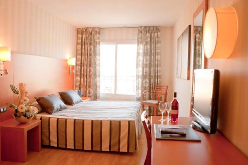 This photo about Ramblas Hotel shared on HyHotel.com
