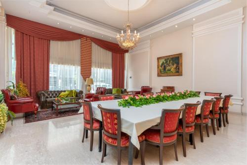 Seadmed, Madisson Hotel in Jounieh Seadmed, Madisson Hotel in Jounieh