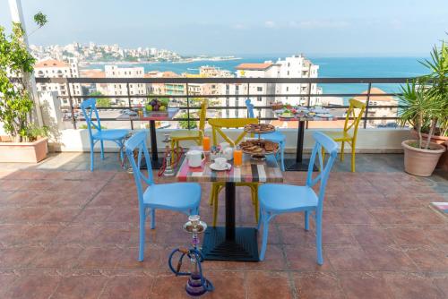 Rõdu/terrass, Madisson Hotel in Jounieh Rõdu/terrass, Madisson Hotel in Jounieh