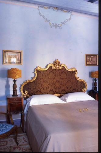 This photo about Locanda Pietrasantese B&B shared on HyHotel.com