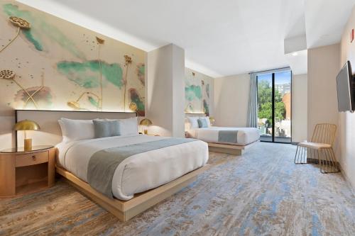 더 파크 호텔 (The Parc Hotel) in 라과디아 공항 더 파크 호텔 (The Parc Hotel) in 라과디아 공항