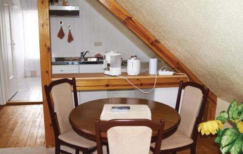 Kitchen, Beautiful apartment in Storkow OT Selchow with in Storkow Kitchen, Beautiful apartment in Storkow OT Selchow with in Storkow